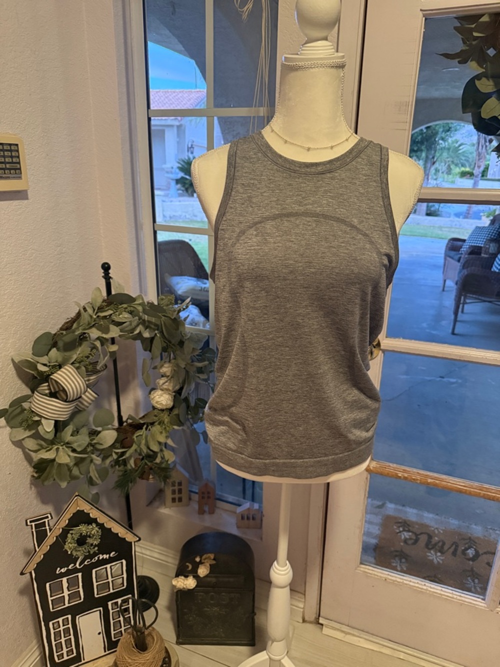 Lululemon Relaxed Swiftly Tech Gray Sleeveless Athletic Tank Top - Women